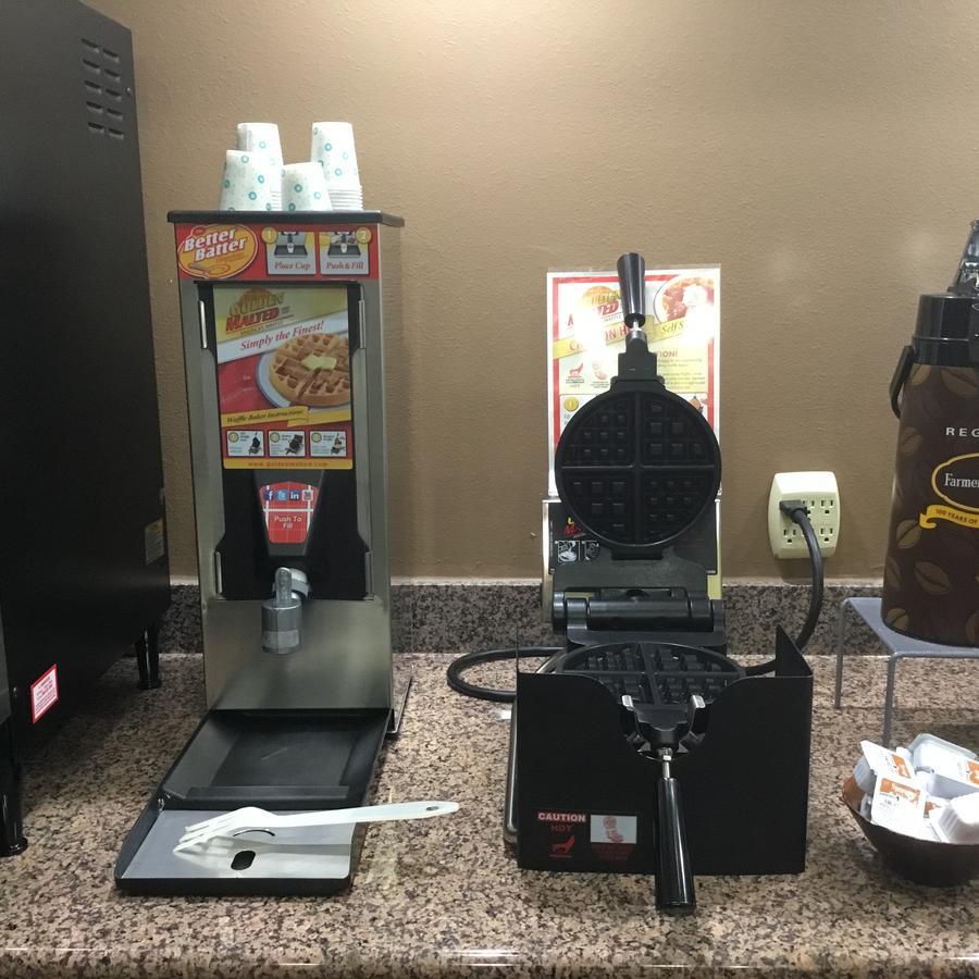 Super 8 By Wyndham Fairfield Tx Otel Dış mekan fotoğraf